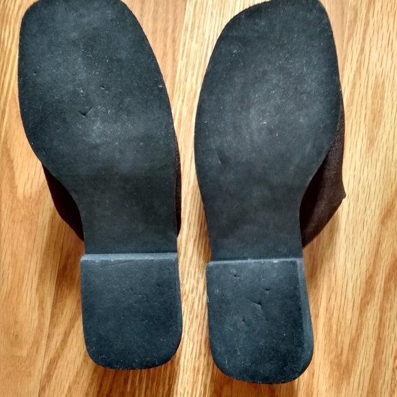 Slides - Picture 3 of 3